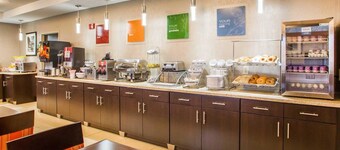 Comfort Suites Columbus West - Hilliard