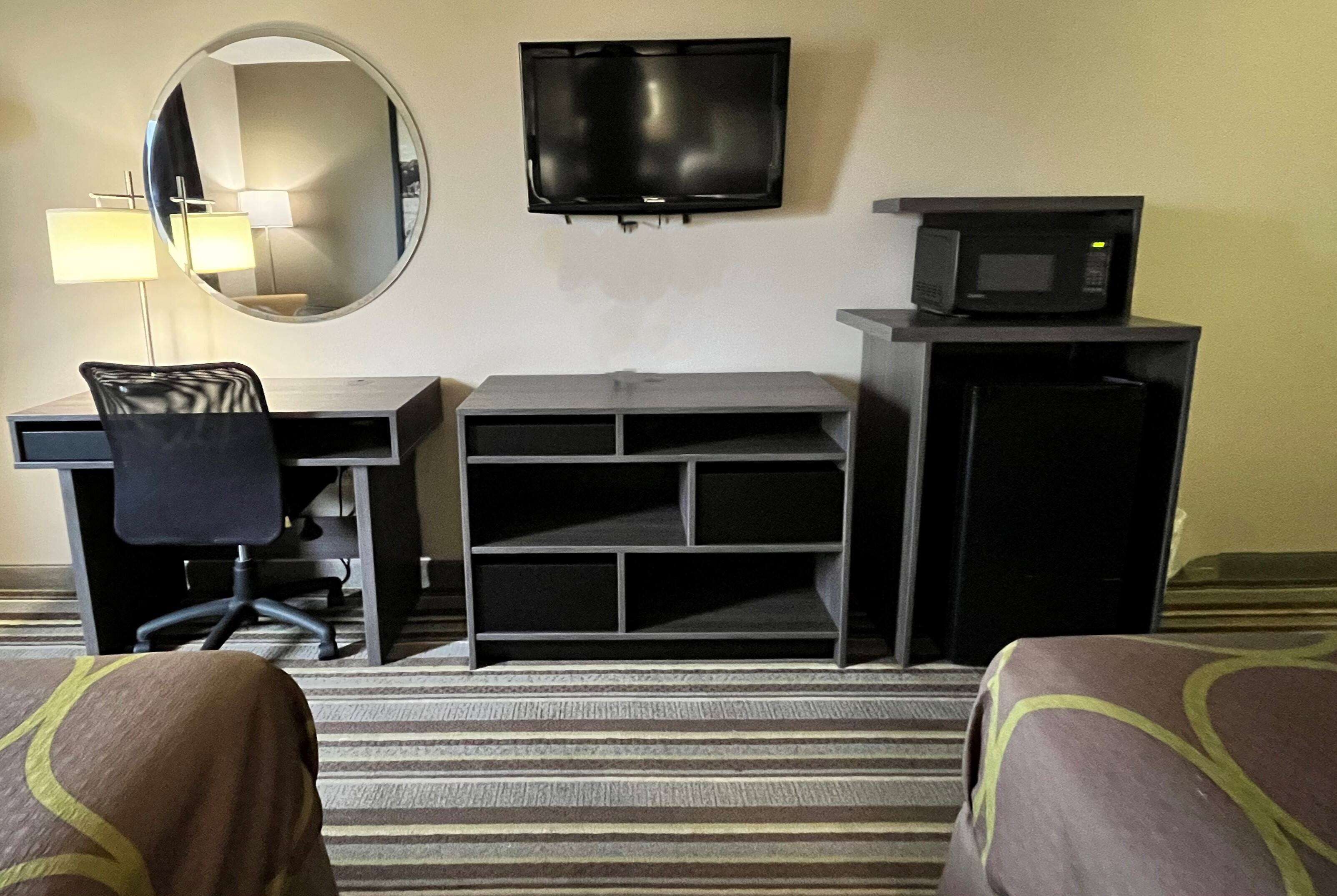 desk, laptop workspace, blackout curtains, free cots/infant beds