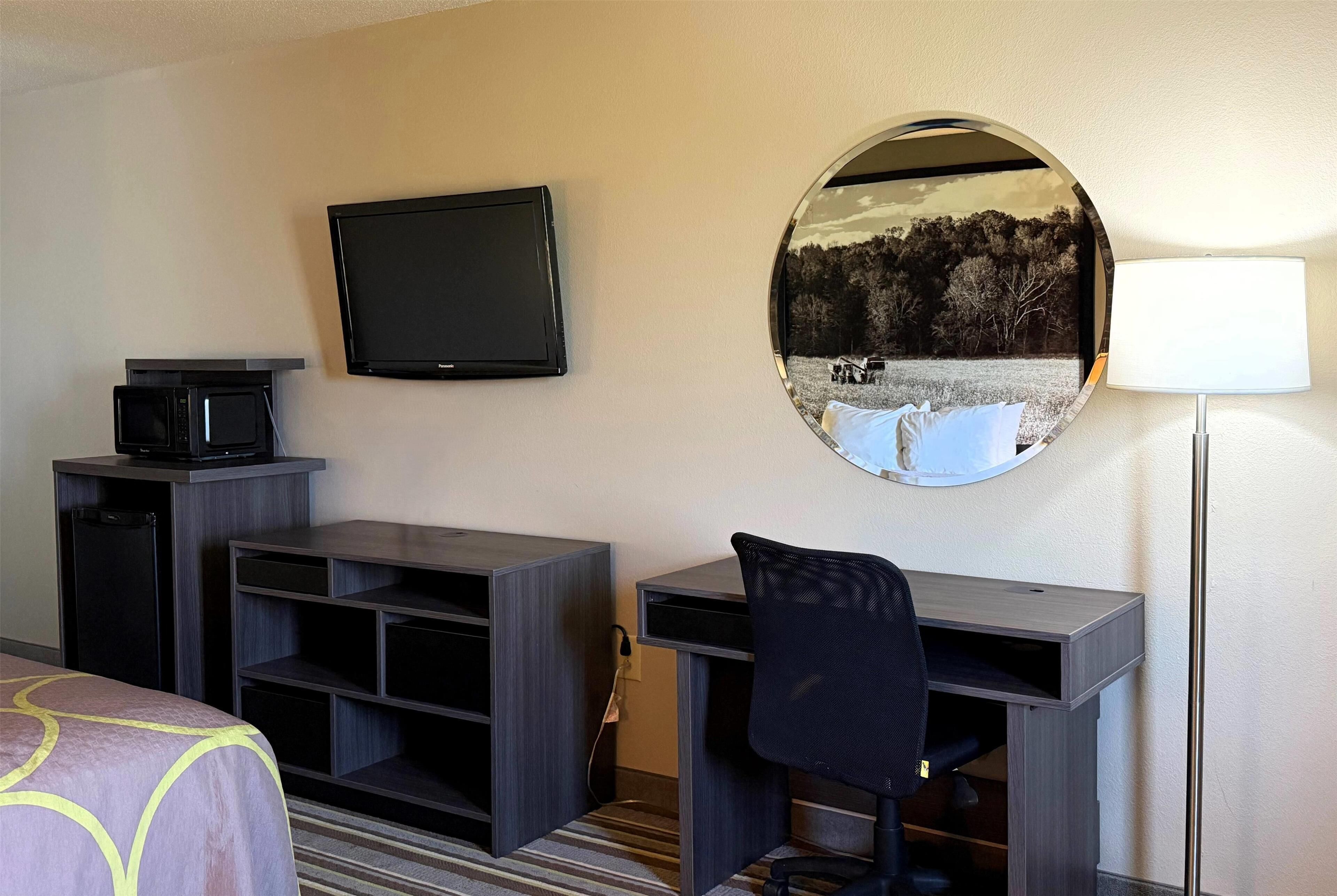 standard room, 1 king bed | desk, laptop workspace, blackout curtains, free cots/infant beds