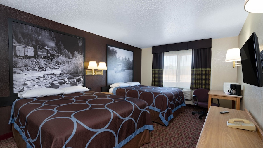 Super 8 by Wyndham Fountain