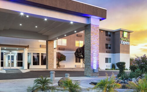 Holiday Inn Express Redding North by IHG