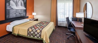 Super 8 by Wyndham Rochester