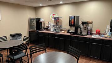 Café da manhã continental grátis todos os dias