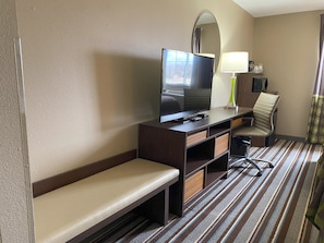 Desk, iron/ironing board, free WiFi, bed sheets