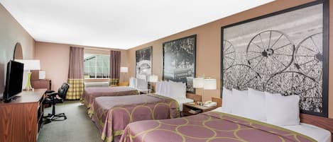 Työpöytä, silitysrauta/-lauta, ilmainen Wi-Fi, vuodevaatteet