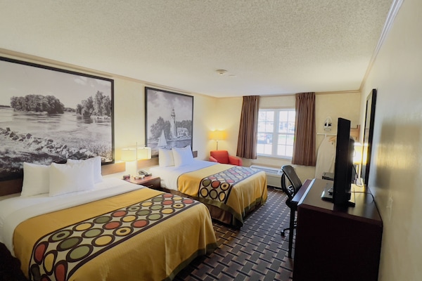 Chambre Standard, 2 grands lits | Coffres-forts dans les chambres, bureau, fer et planche à repasser