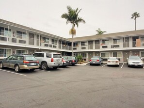 Ubetjent parkering (inkludert)