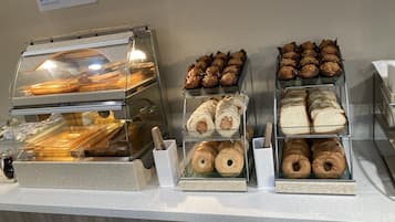 Petit déjeuner continental compris tous les jours