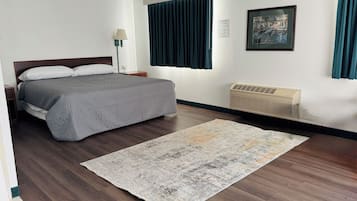 Room, 1 King Bed, Non Smoking