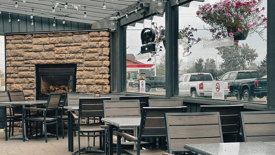 Super 8 by Wyndham Dawson Creek