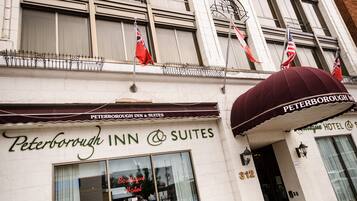 Entrada de la propiedad