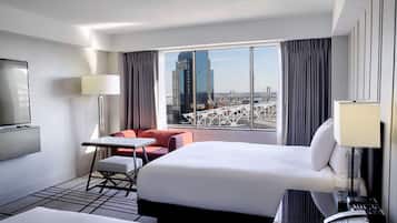 Premium bedding, in-room safe, desk, blackout drapes