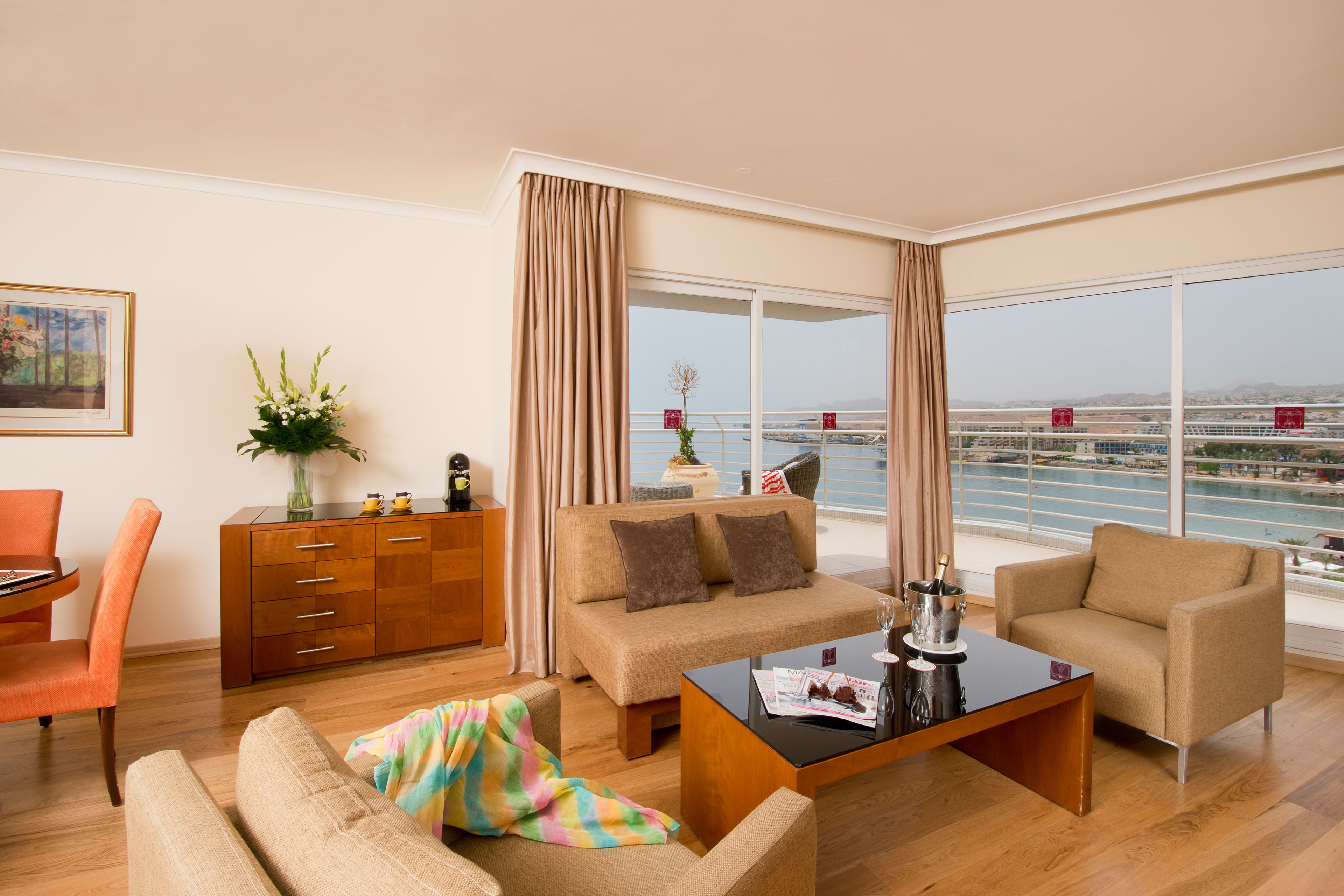 1 bedroom, in-room safe, desk, iron/ironing board