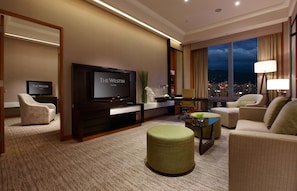 Dynasty Suite | Living area - The Westin Taipei (Taipei)