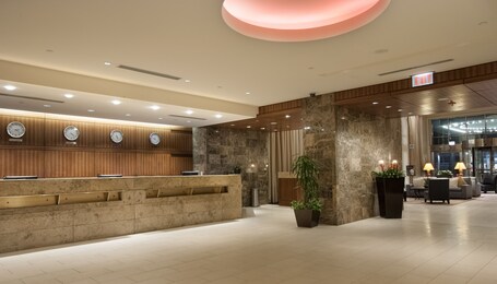 Hilton Indianapolis Hotel Suites - Image 21