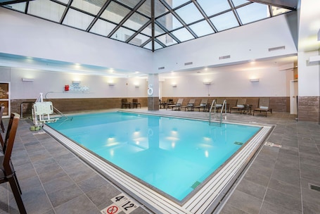 Hilton Indianapolis Hotel Suites - Image 36