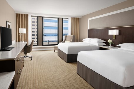 Hilton Indianapolis Hotel Suites - Image 22