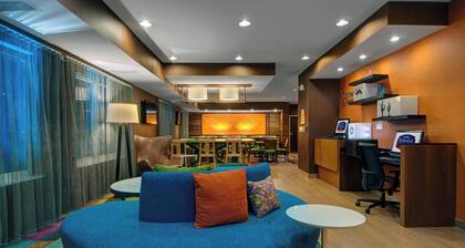 Fairfield Inn & Suites Fort Worth I-30 West near NAS JRB