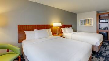 Premium bedding, in-room safe, desk, laptop workspace
