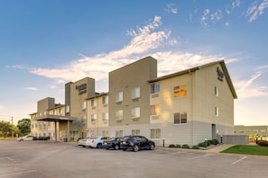 Exterior - Fairfield Inn & Suites Fort Worth I-30 West near NAS JRB (Fort Worth)