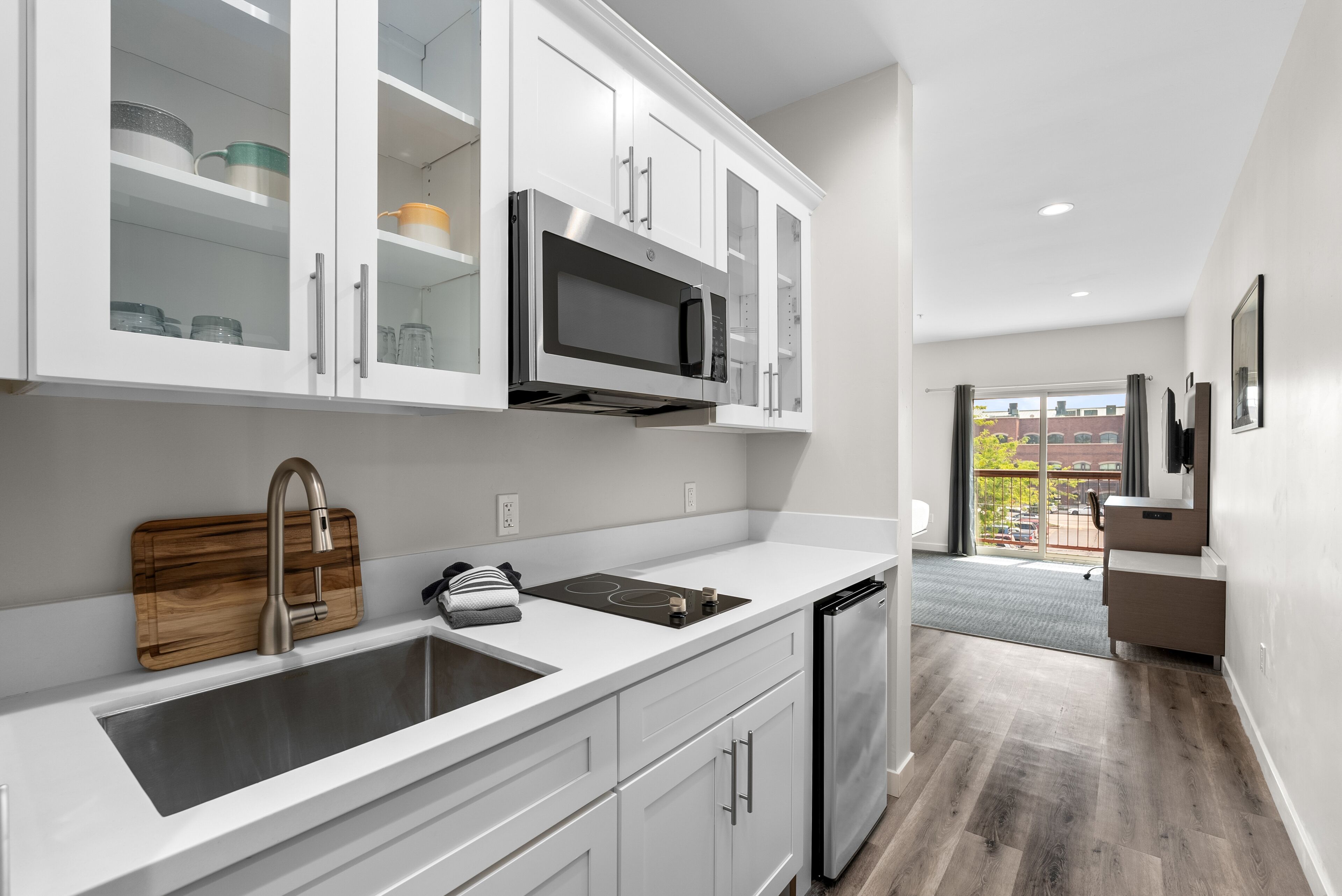 glacier suite | private kitchen | fridge, microwave, coffee/tea maker, freezer