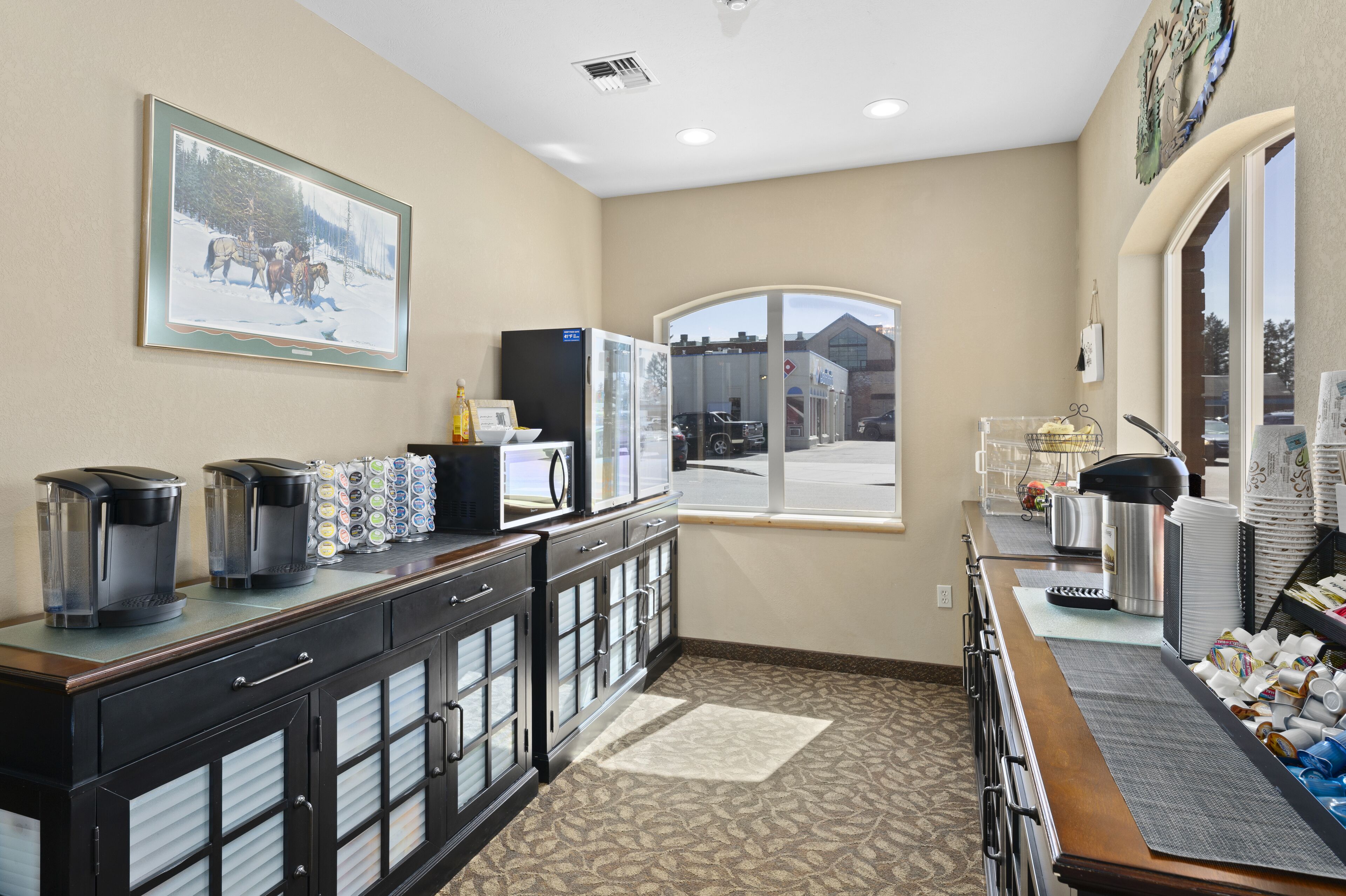 free daily self-service breakfast