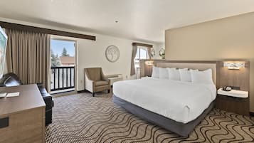 Premium-suite - 1 kingsize-seng - ikke-ryger - køkken (Deluxe Family Suite) | Premium-sengetøj, skrivebord, arbejdsområde til bærbare computere