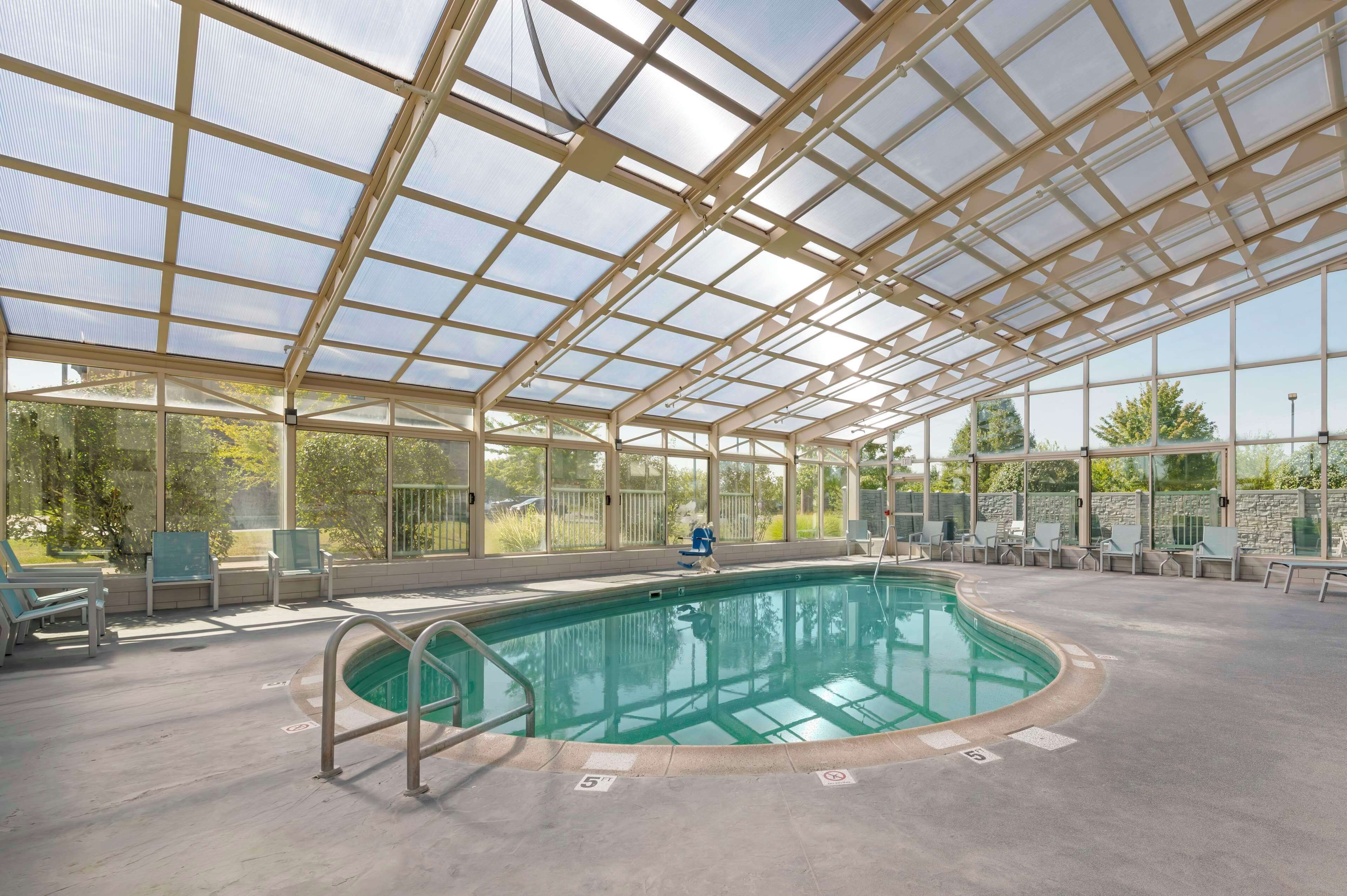 Indoor pool, open 8:00 AM to 10:00 PM, sun loungers