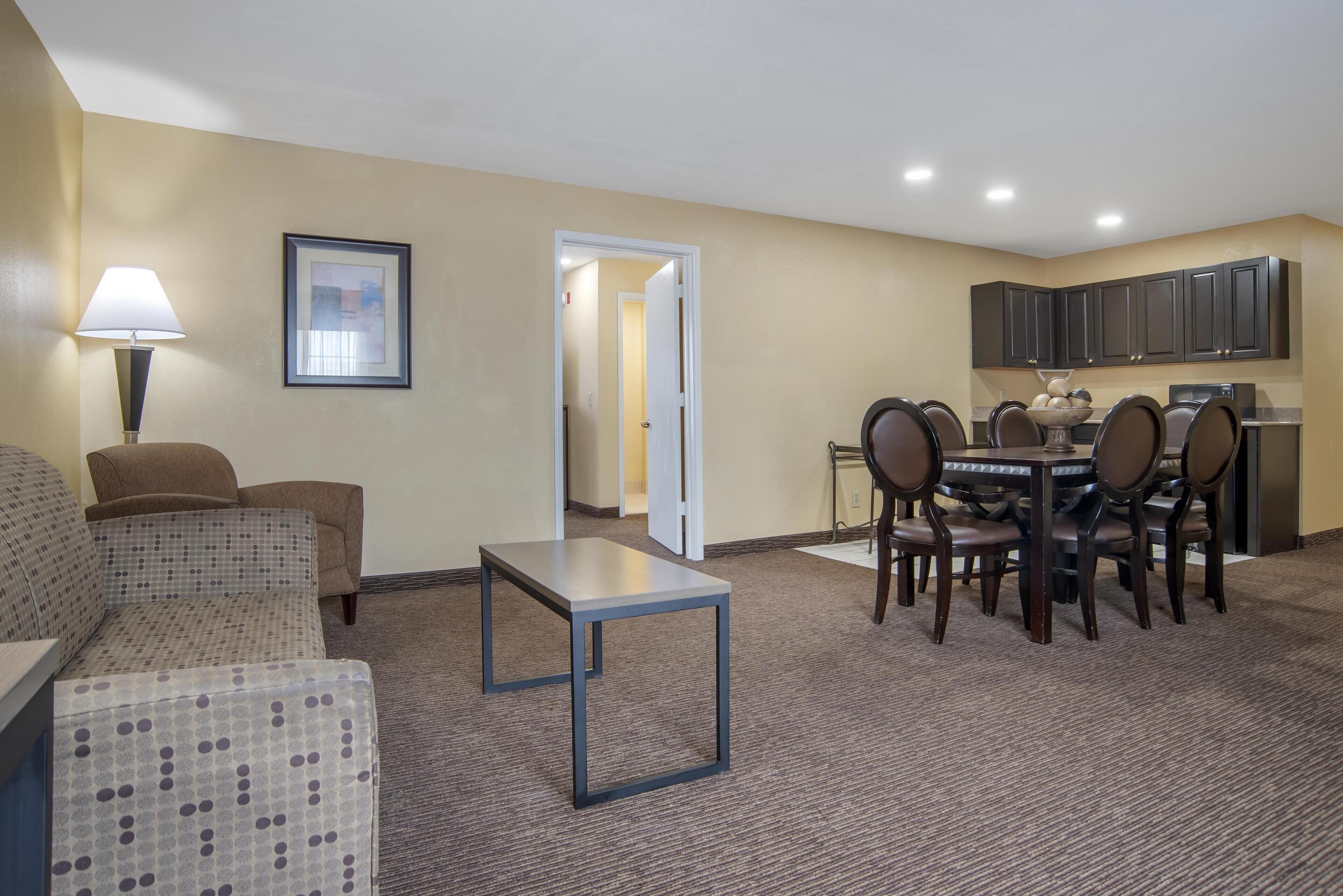 Suite, 1 King-Bett, Nichtraucher, Kochnische (with Sofabed)