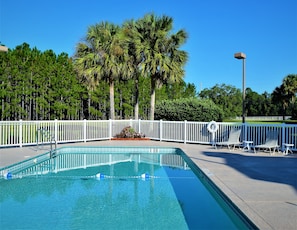 Outdoor pool, open 7:00 AM to 10:00 PM, sun loungers - Quality Inn Conference Center at Citrus Hills (Hernando)
