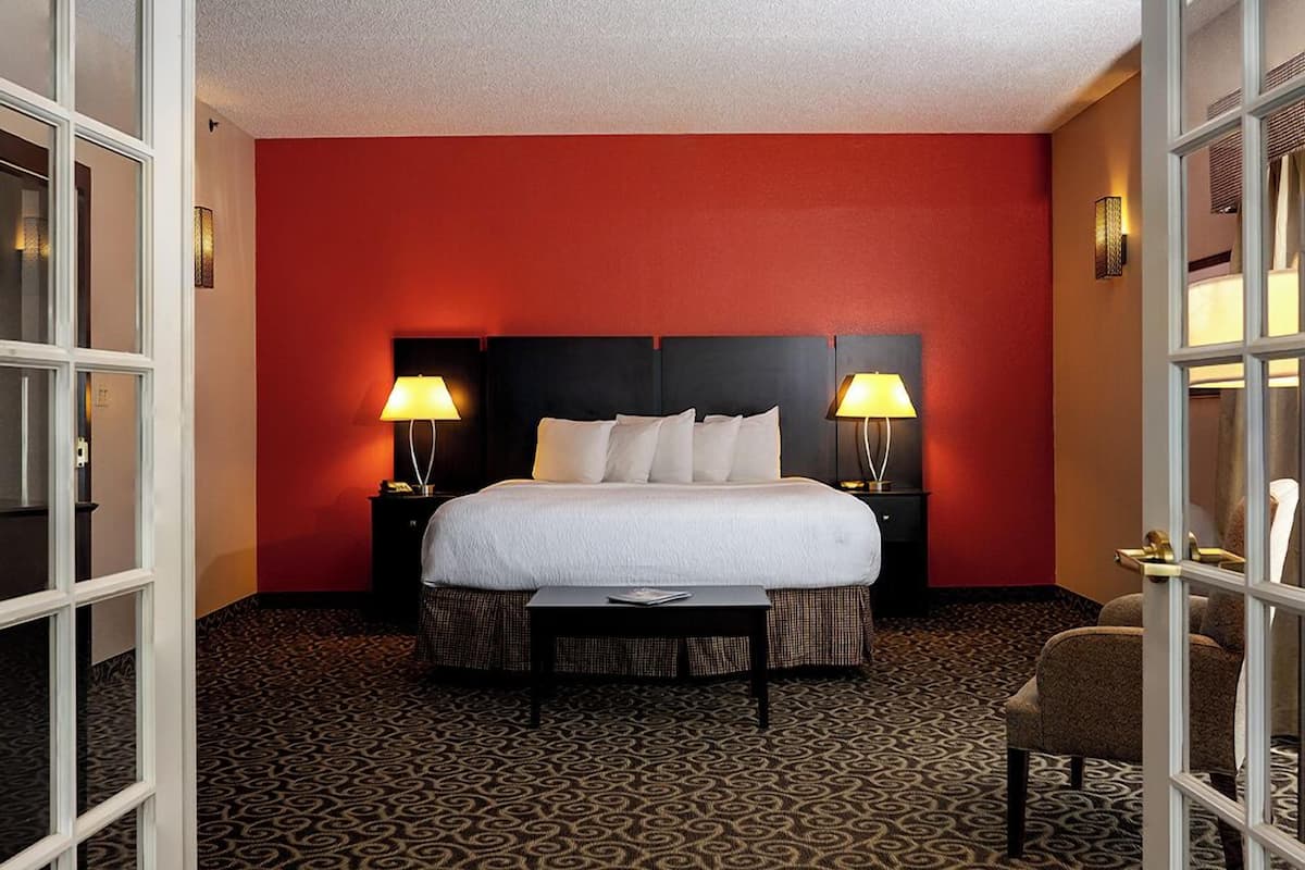 In-room safe, desk, laptop workspace, iron/ironing board