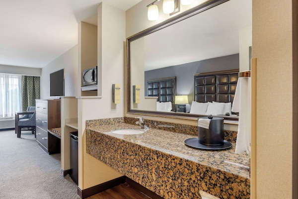 Egyptian cotton sheets, premium bedding, desk, blackout curtains