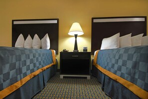 Pillowtop beds, free WiFi - Americas Best Value Inn Sinton (Sinton)
