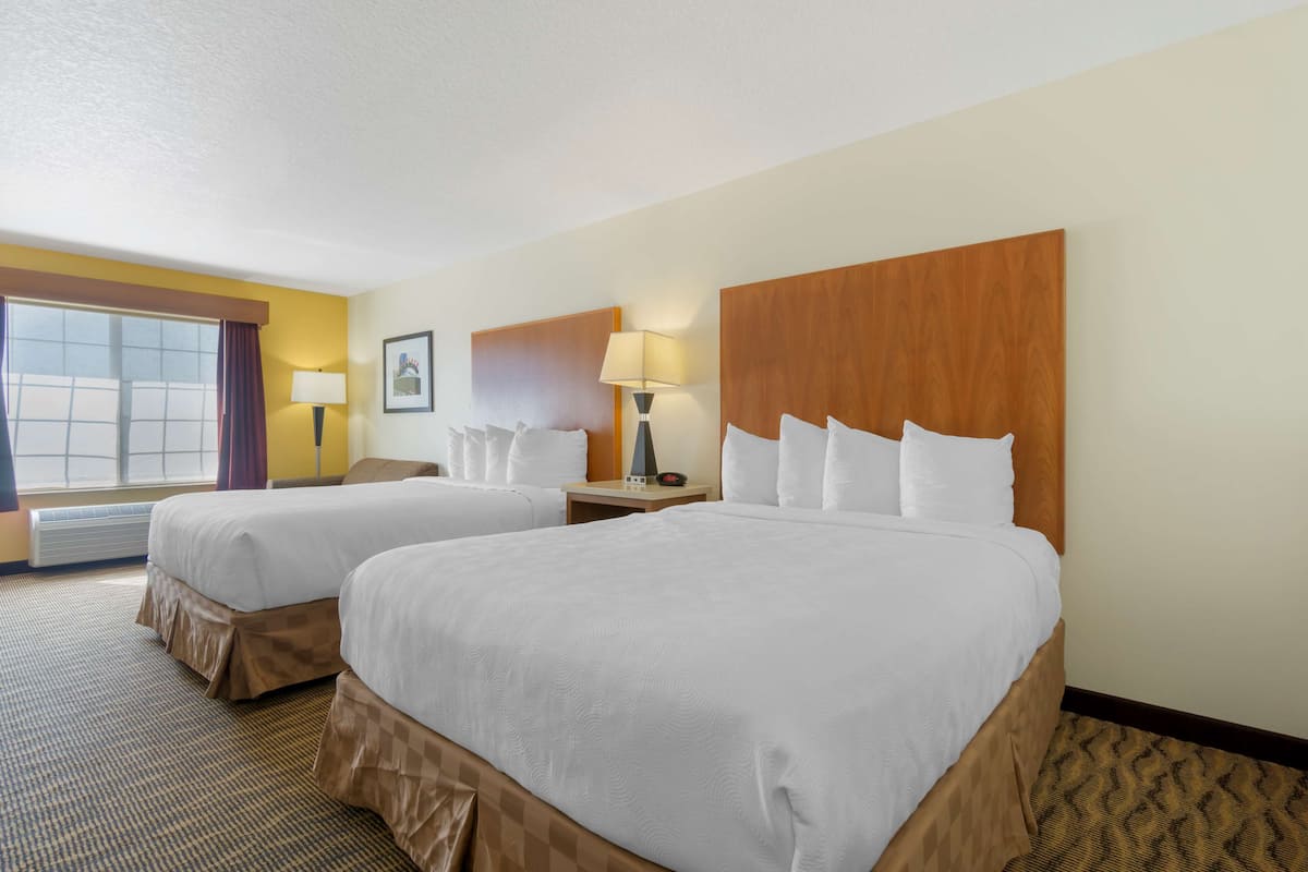 In-room safe, desk, iron/ironing board, WiFi