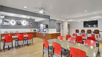 Desayuno buffet incluido todos los días
