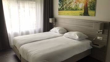 Luxury Double Room | Desk, free WiFi
