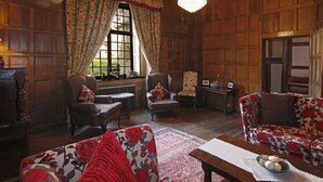 Lobby - Telford Madeley Court (Telford)