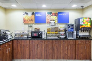 Free daily continental breakfast 