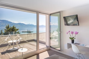Chambre Twin supérieure vue Lac | Terrasse/Patio