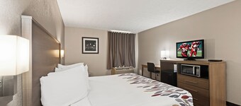 Red Roof Inn & Suites Newnan