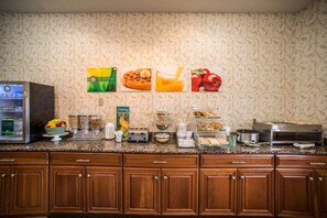 Petit déjeuner buffet compris
