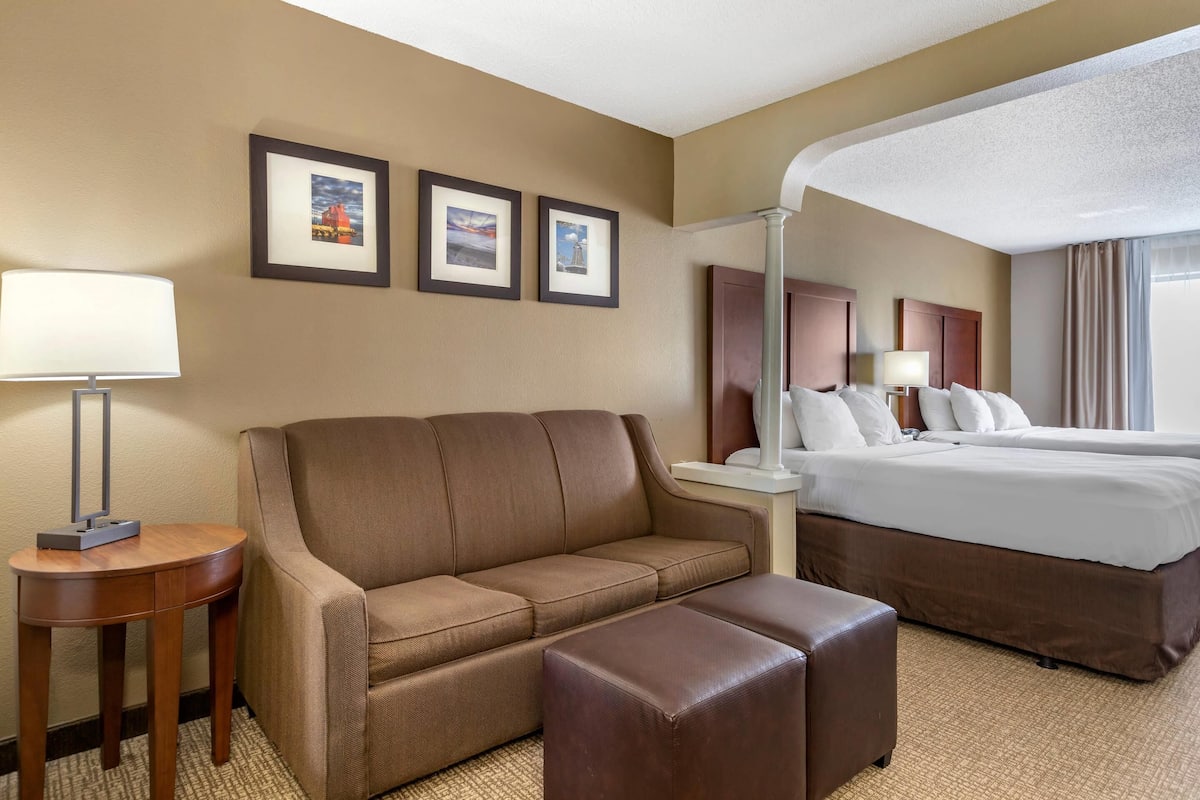 Suite, 2 Queen Beds, Non Smoking | Premium bedding, desk, iron/ironing board, free WiFi