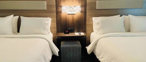 Coffres-forts dans les chambres, bureau, rideaux occultants