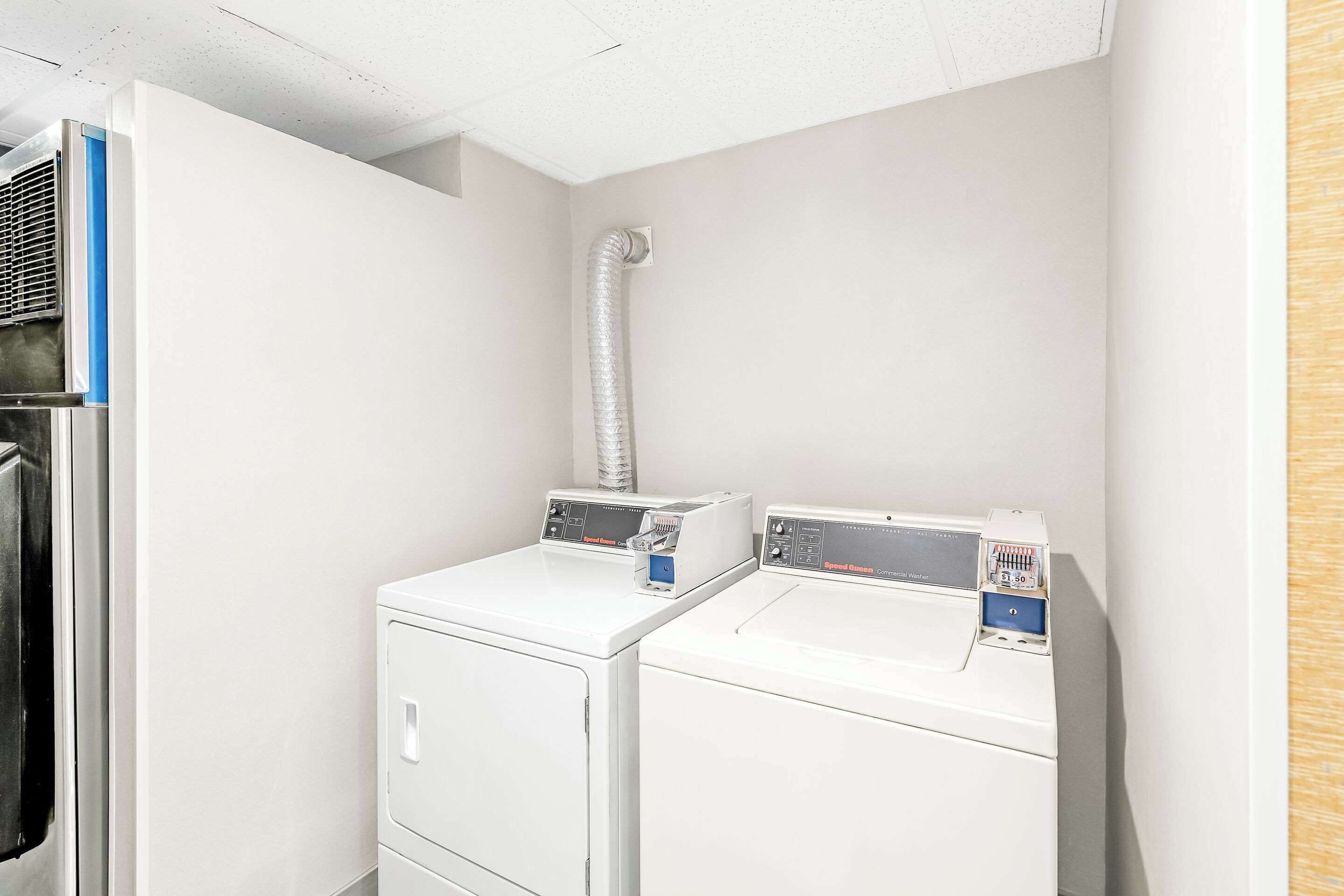 Photo - Comfort Suites Columbus