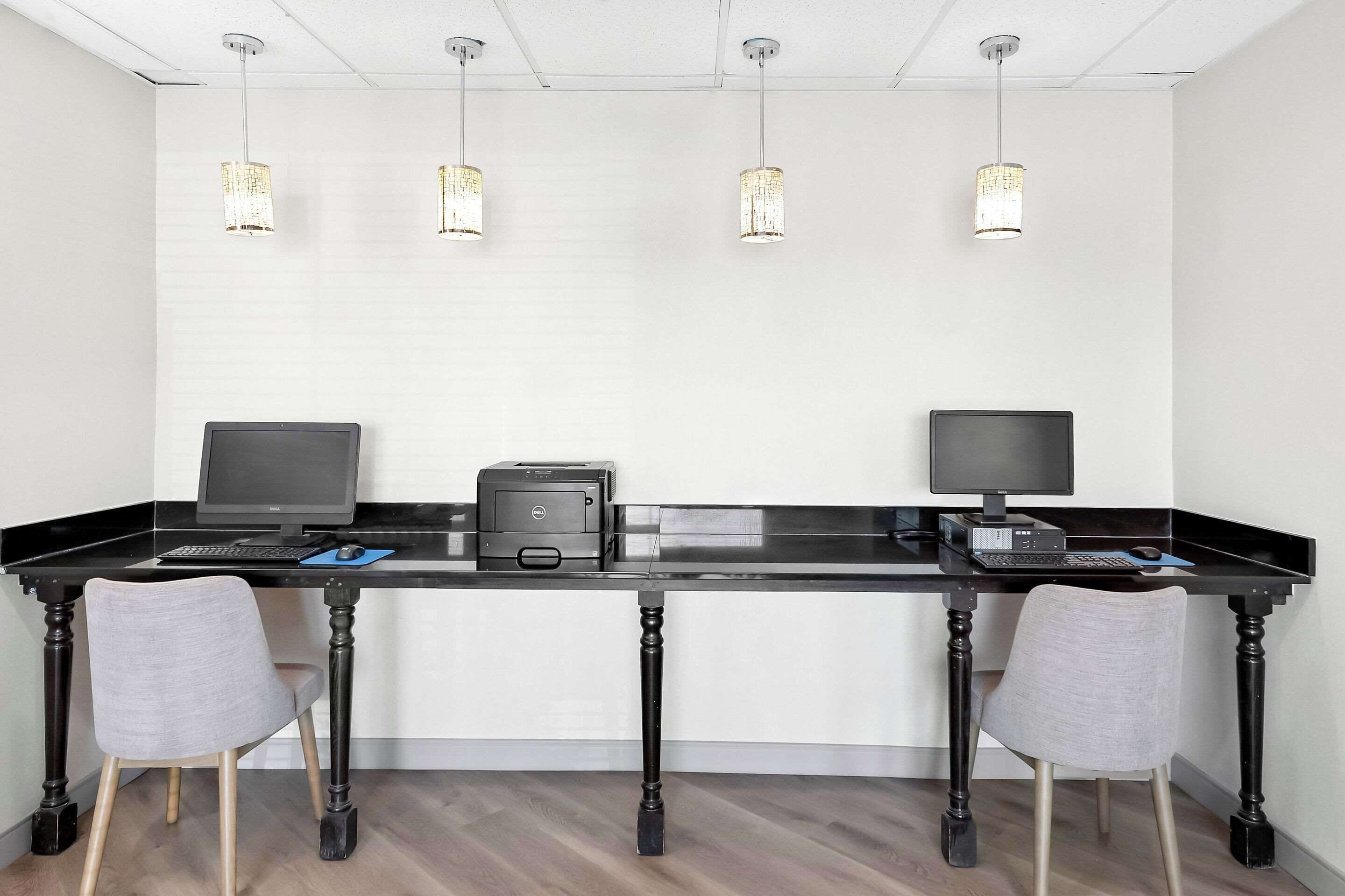 Photo - Comfort Suites Columbus