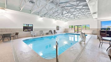Una piscina techada