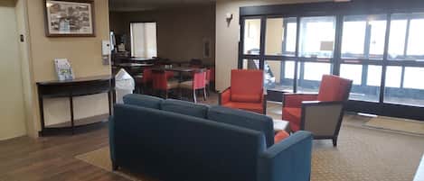 ロビー応接スペース