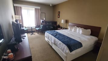 Iron/ironing board, free WiFi, bed sheets, alarm clocks