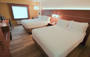 In-room safe, desk, laptop workspace, iron/ironing board