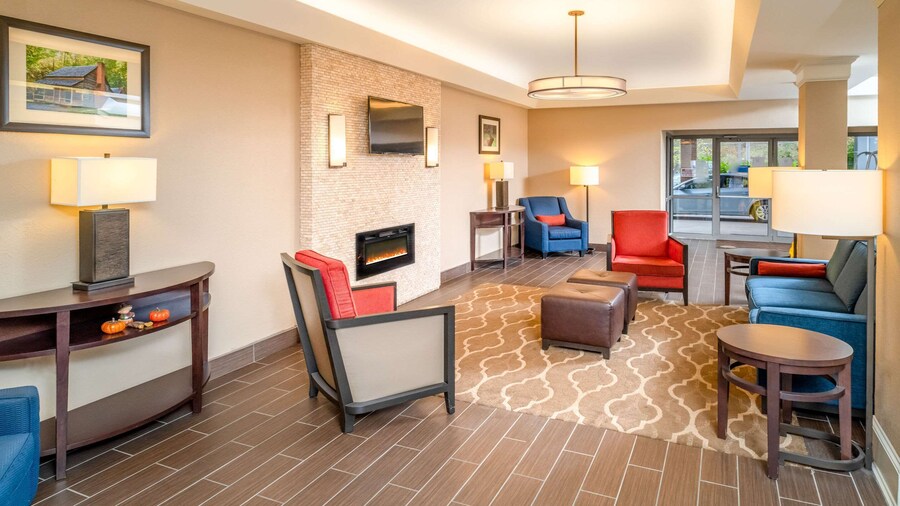 Comfort Inn & Suites